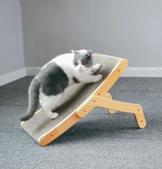 Adjustable Wooden Cat Scratcher